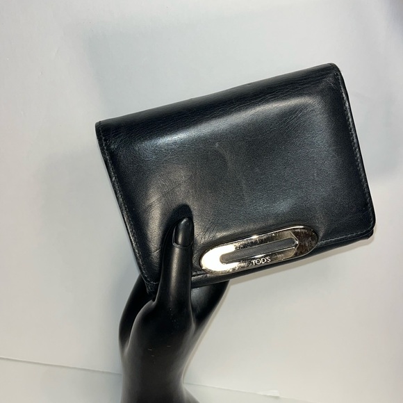 Tod’s Black Bi-fold Leather Wallet - Picture 1 of 16